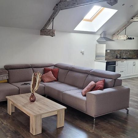Charmante Maison A Haybes Экстерьер фото